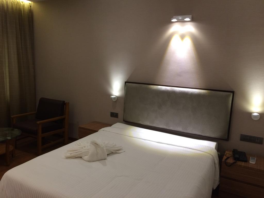 Brownstar Boutique Hotel Chennai Dış mekan fotoğraf